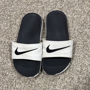 Nike White Strap Black Footbed Slide Sandals